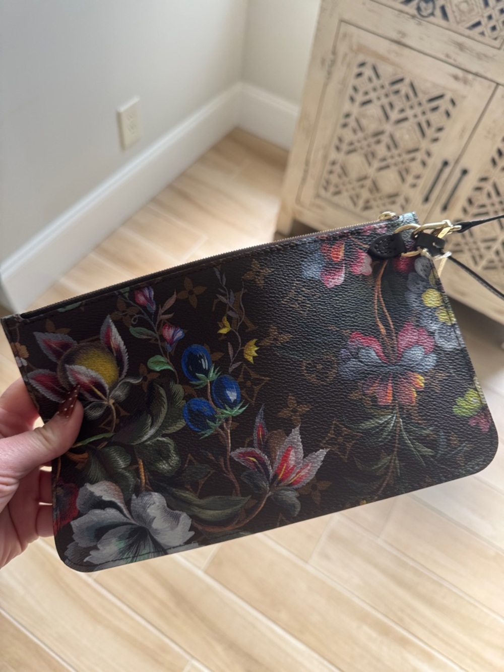 Louis Vuitton Brown Monogram Floral Zip MM Pouch from Eden collection - Picture 2 of 6